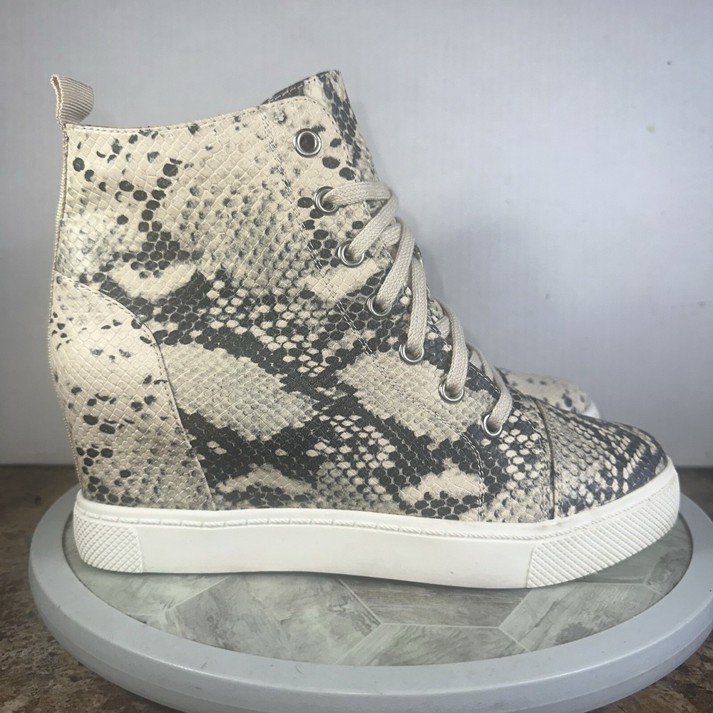Steve Madden PANDA - Pand01J1 SNAKE SKIN Womens Hidden Wedge Sneakers Size: 7.5